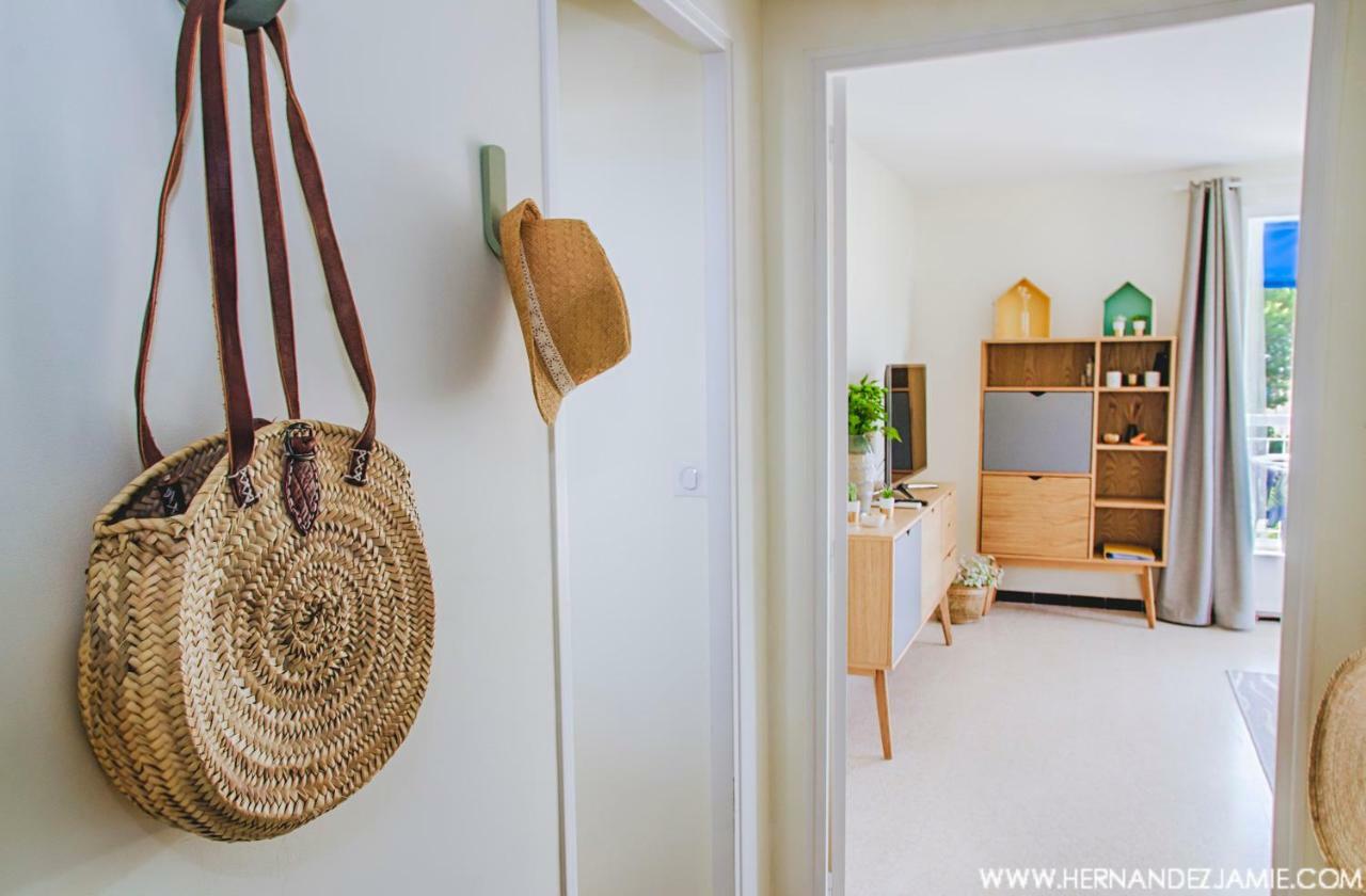 Mer & Relax - Parking - Wifi - Terrasse - Mer Saint-Cyr-sur-Mer Exterior photo
